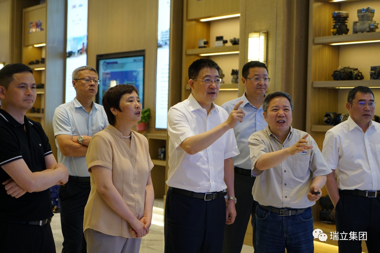 服務(wù)實(shí)體經(jīng)濟(jì) 不忘初心 牢記使命丨農(nóng)行浙江省分行行長(zhǎng)馮建龍一行蒞臨瑞立考察指導(dǎo)